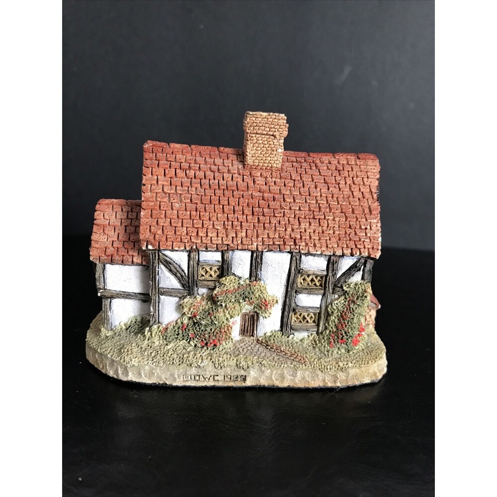 David Winter Cottage Shirehall 1985 Hand Made And Hand Painted Great Britain - Picture 5 of 9